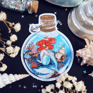 Autocollant ou aimant à paillettes holographique sirène philtre de l'océan - Joli aimant brillant pour réfrigérateur - étanche pour bouteille d'eau, agenda, journal bulet