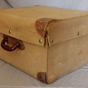 Vintage Leather Camel Suitcase, 1940s-50s