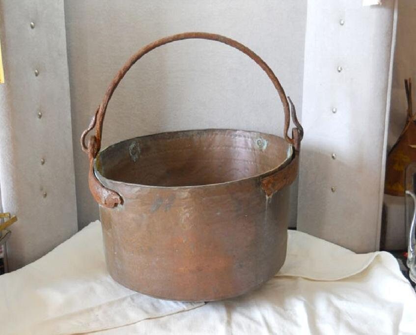 Very Hold Fireplace Cauldron/Red Copper /