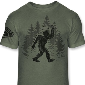 Bigfoot Cowboy Hat T-Shirt - Funny Sasquatch Rodeo shirt - Bigfoot Country shirt - Ranch Hand Horse Riding - Athletic Blend Tee Shirt - B278