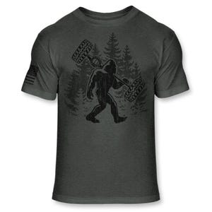 Bigfoot Off-road T-Shirt - Funny Sasquatch Offroad shirt - Bigfoot Off Road 4x4 silhouette shirt - Outdoor Athletic Soft Blend Tee - A177 Heather Dark Gray