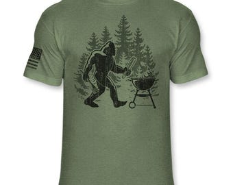 Bigfoot BBQ T-Shirt - Funny Sasquatch Barbecue Shirt - Barbeque Charcoal Grill Outdoor Cooking Grilling Shirt - Soft Blend Tee - A280