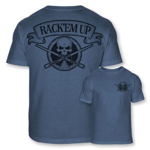 Camiseta con insignia de calavera y huesos cruzados de billar - Camiseta con palo de billar cruzado y bola 8 - Camiseta de mezcla suave con tiburón de billar - A99 Heather Royal Blue