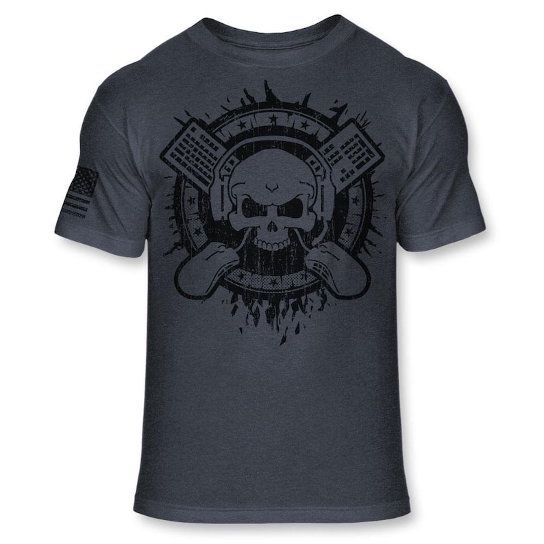 Computer Gaming Skull Graphic T-Shirt: Ultra-Soft Soft Blend - A419 Heather Navy Blue