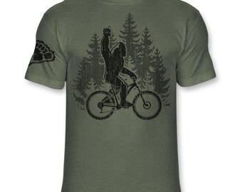 Bigfoot Mountain Bike T-Shirt: Sasquatch MTB Graphic Tee - B273