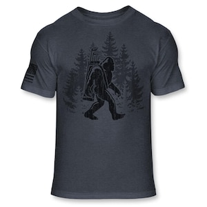 Bigfoot Golfer T-Shirt - Funny Sasquatch Golfing Shirt - Bigfoot Silhouette Golf Shirt - Soft Blend Athletic Tee - A176 Heather Navy Blue