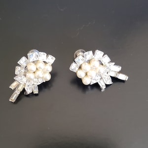 Vintage Silvertone Rhinestone and Faux Pearl Earrings Screw Backs image 1