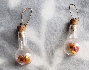 Straw Flowers in the Glass Dangle Earrings