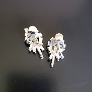 Vintage Silvertone Rhinestone and Faux Pearl Earrings Screw Backs image 3