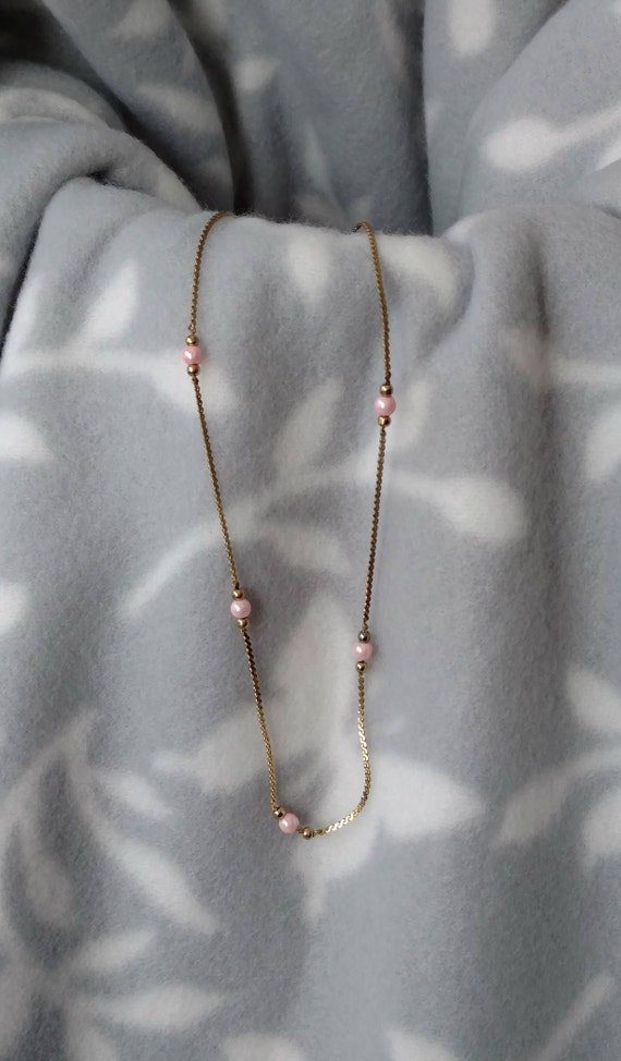 Delicate Gold Chain With Pink Beads