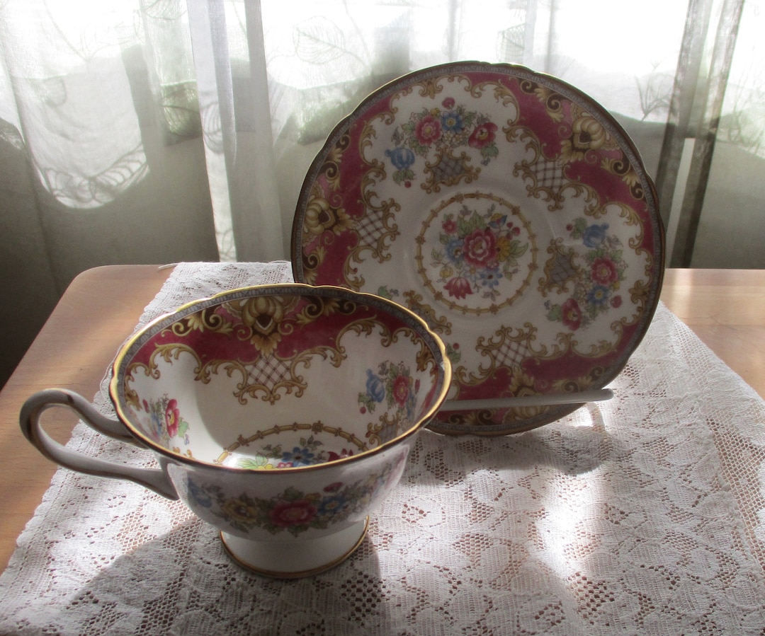 Shelley Cup & Saucer, Fine Bone China, Pedestal Cup, Sheraton Pattern