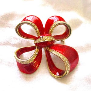 Vintage Christmas Brooch, Red Ribbon, Holiday Decor, Bling, Dress Accessories, Arts & Crafts