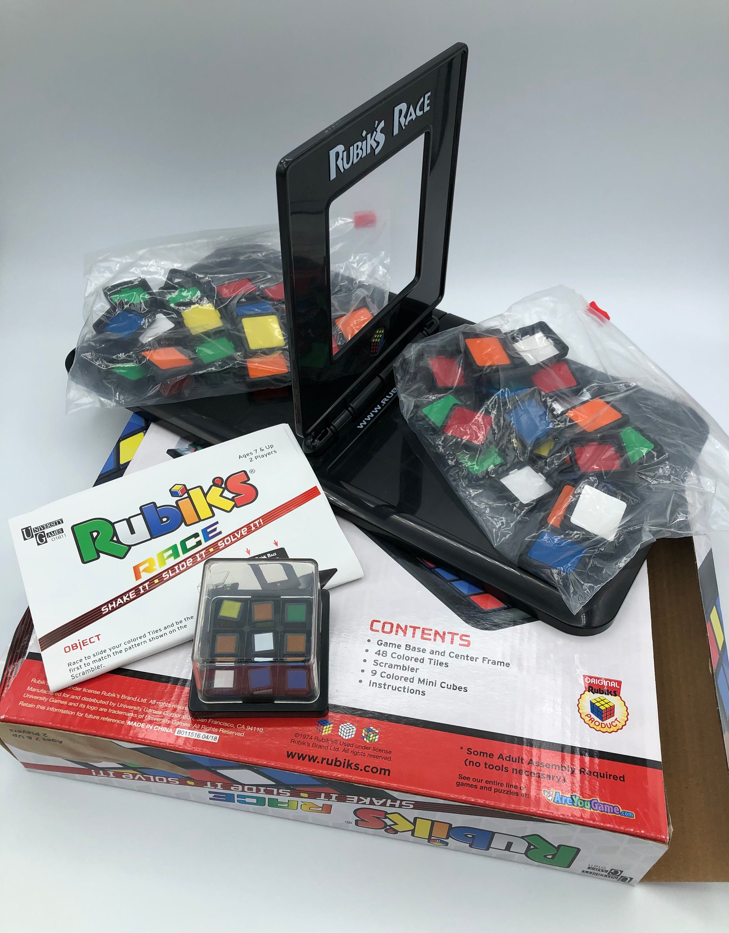 Rubik's Race Game - Play Online Rubiks Puzzle Game