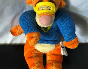 Vintage Winnie the Pooh Disney Collectible TIGGER Plush Toy