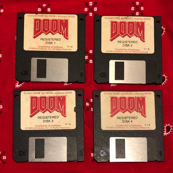 Original Doom Vintage Floppy Disks (1993) v1.9 id Software PC Registered Disks 1,2,3 & 4