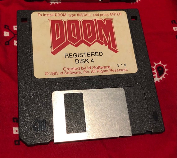 The Ultimate Doom 1995 vintage floppy discs 15