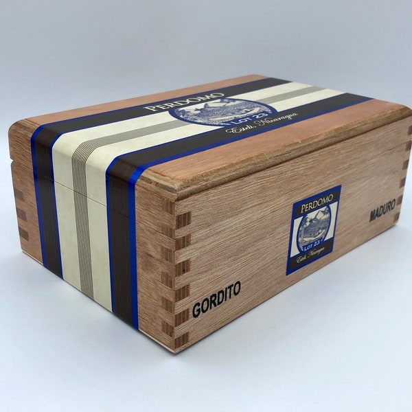 Handmade Wood Cigar Box w/ Hinged Lid - Medium Size