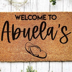 Funny Abuela Gift, Abuelita Gift, Gift for Abuela, Spanish Grandma, Latina, Español, Abuela Birthday Gift Idea, Custom Chancla Door Mat