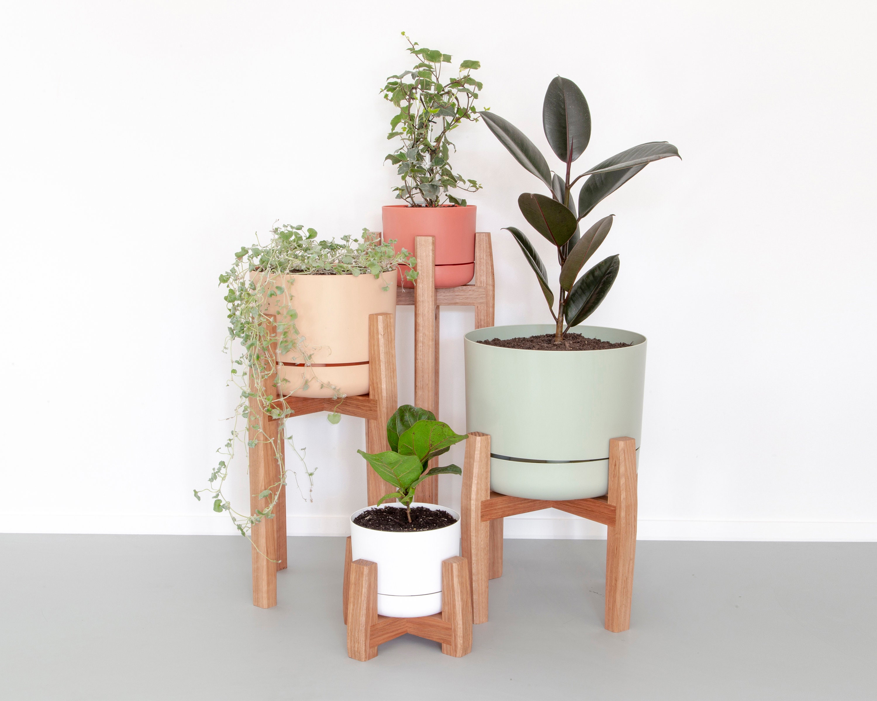 Short plant stand, plant stool, plant stand, wood planter, indoor plant  stand, small stand, plant shelf, gift for plant lover, plant shelf