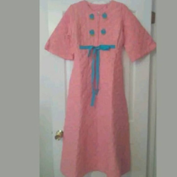 Vintage Vanity Fair ILJWU robe, pink floral