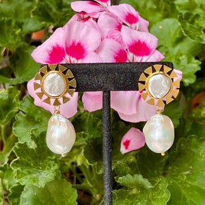 Freshwater Pearl Sunburst Posts with Baroque Pearl Earrings