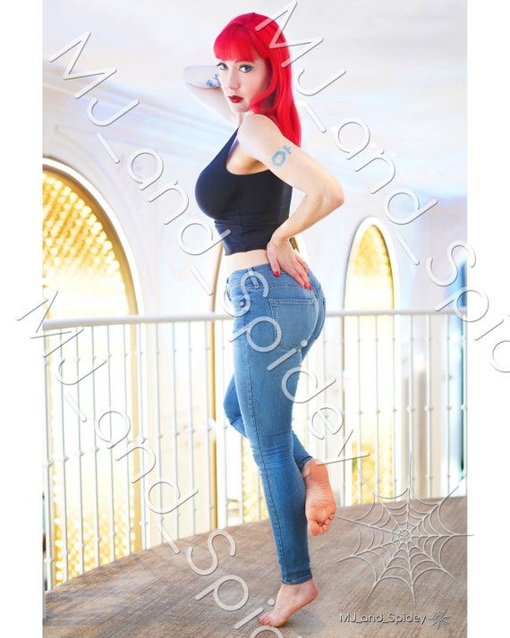 SEALED SIDESHOW MARY JANE COMIQUETTE J Scott Campbell statue
