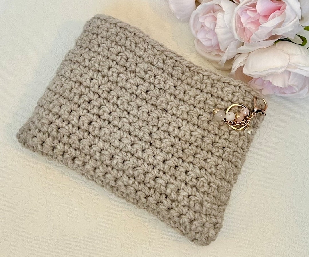 Crochet Pouch / Crochet Planner Pouch / Planner Cover / Planner Charm