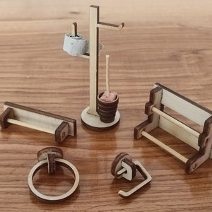 Miniature Toiletries Set (5 pcs) - 1/6 Scale Dollhouse Accessories