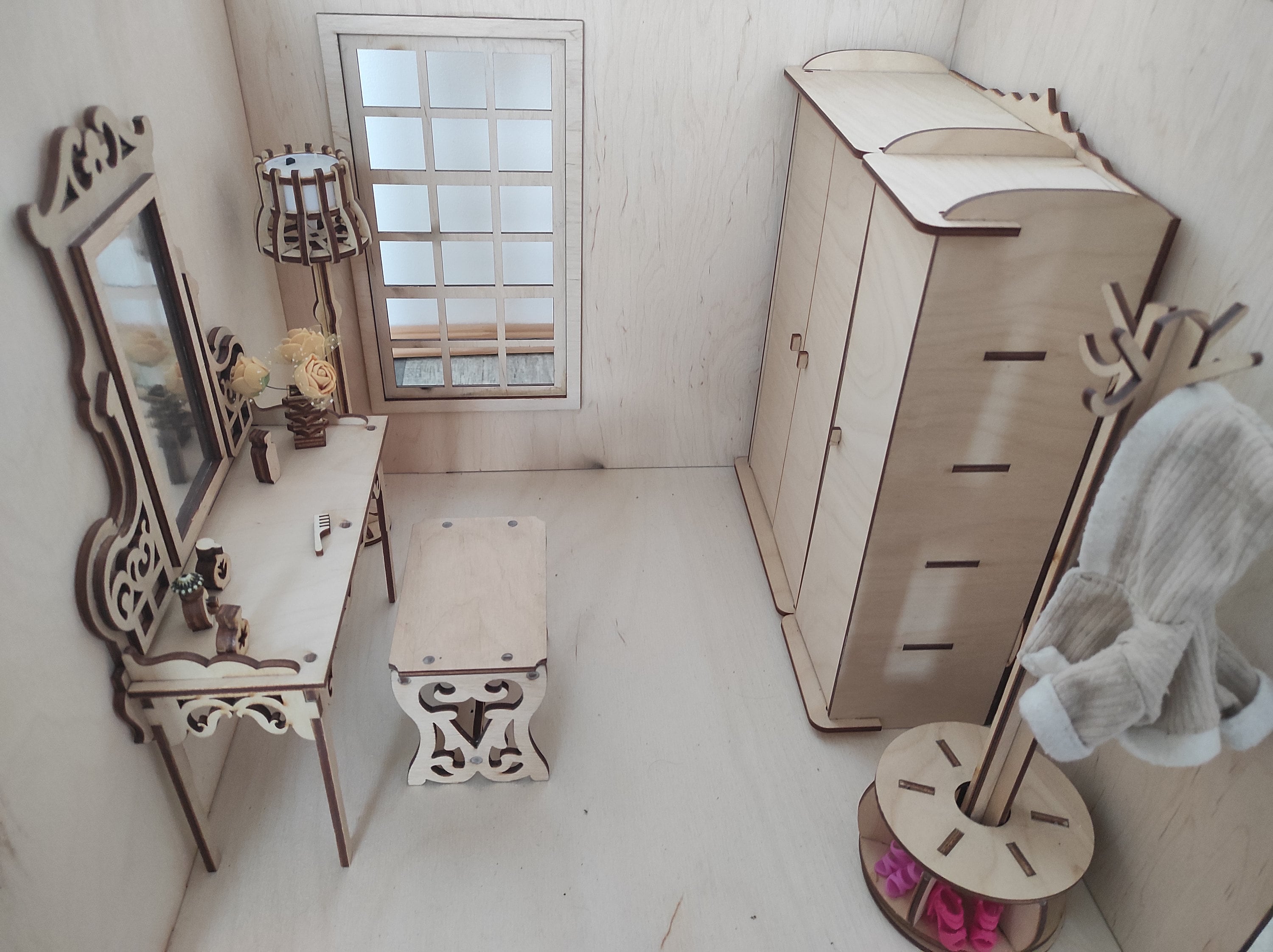 Kit guardaroba fai da te per casa delle bambole in scala 1/6 / Armadio in miniatura per riporre i vestiti delle bambole - Italia