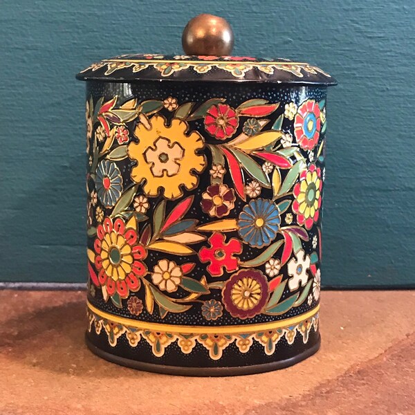 Vintage Floral Pattern Tin Made In England