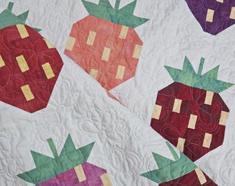 Berry Season Strawberry Quilt