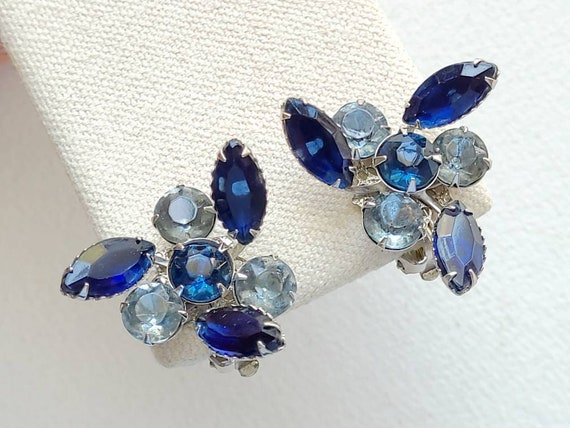 Vintage blue mix rhinestone swedged silvertone clip earrings, marquise, and round, unbranded