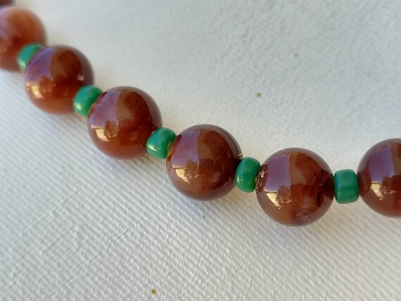 Vintage laminated bakelite and round acrylic bead… - image 10