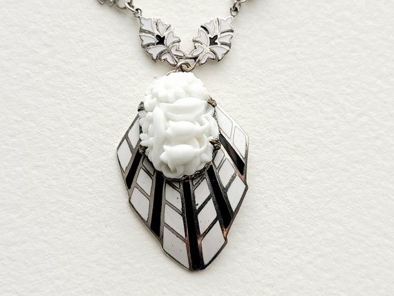 Early Coro Art Deco pendant silvertone necklace, … - image 6