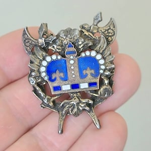 Vintage Crown crest converter pendant  brooch, blue and white enamel, cast metal, unsigned, Hearldic, Renaissance revival, Ren Fair