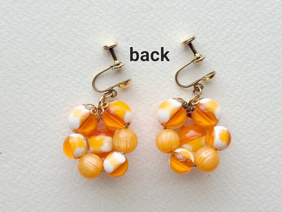 upcycled vintage orange and white acrylic bead cl… - image 6