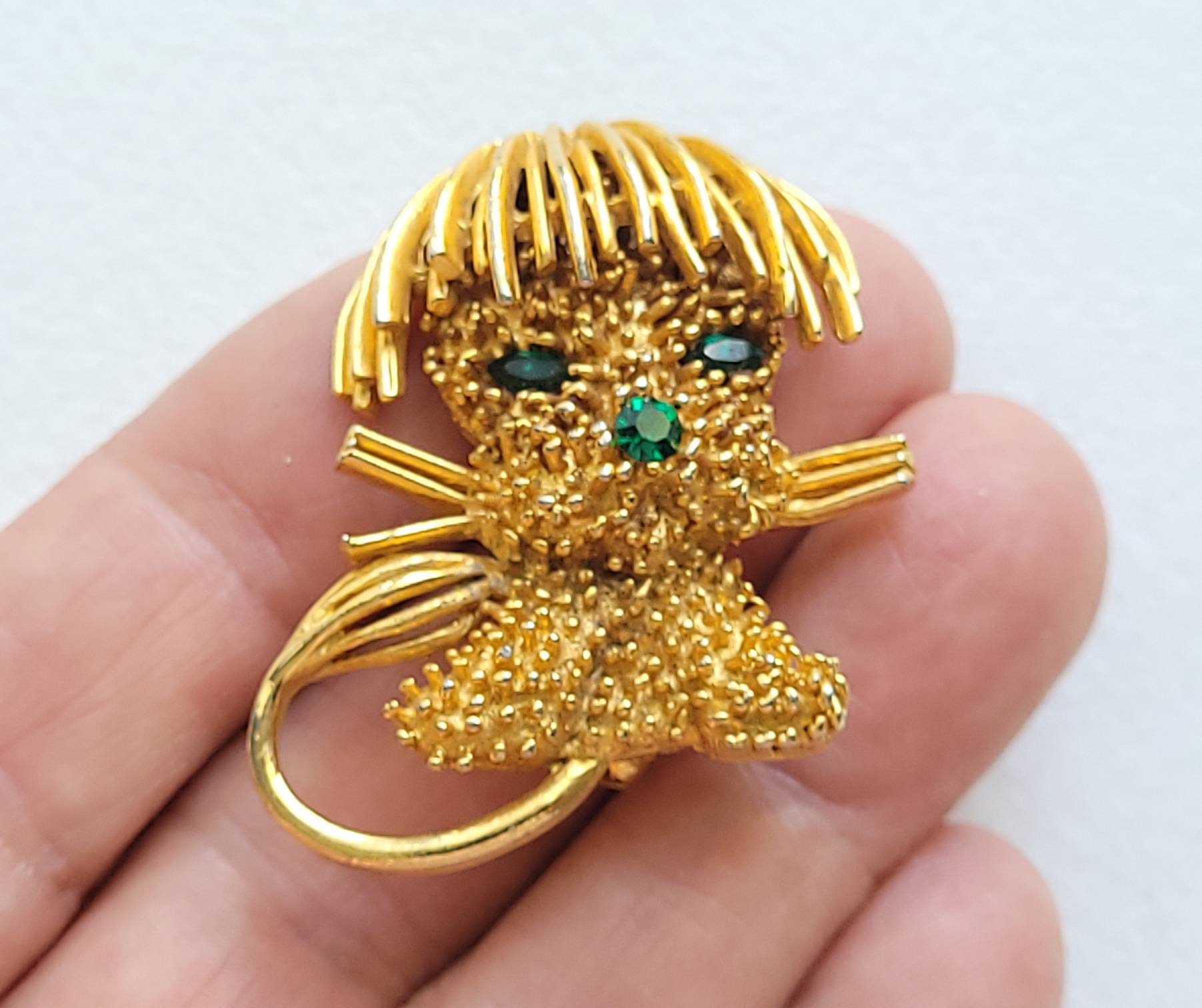 Gold Emerald Lion - Etsy