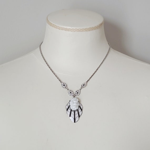 Early Coro Art Deco pendant silvertone necklace, … - image 3