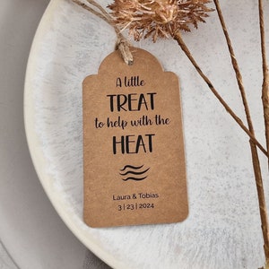 Un piccolo regalo per combattere il caldo – TAG personalizzate per ventagli e bomboniere per matrimoni (set da 50/100/200)