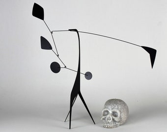 STABILES stehendes Mobile von Verneuil Créations, Schwarz, handgefertigt in Frankreich, Kunstskulptur aus der Mitte des Jahrhunderts, Stahl, limitierte Auflage, nummerierte Geschenkbox