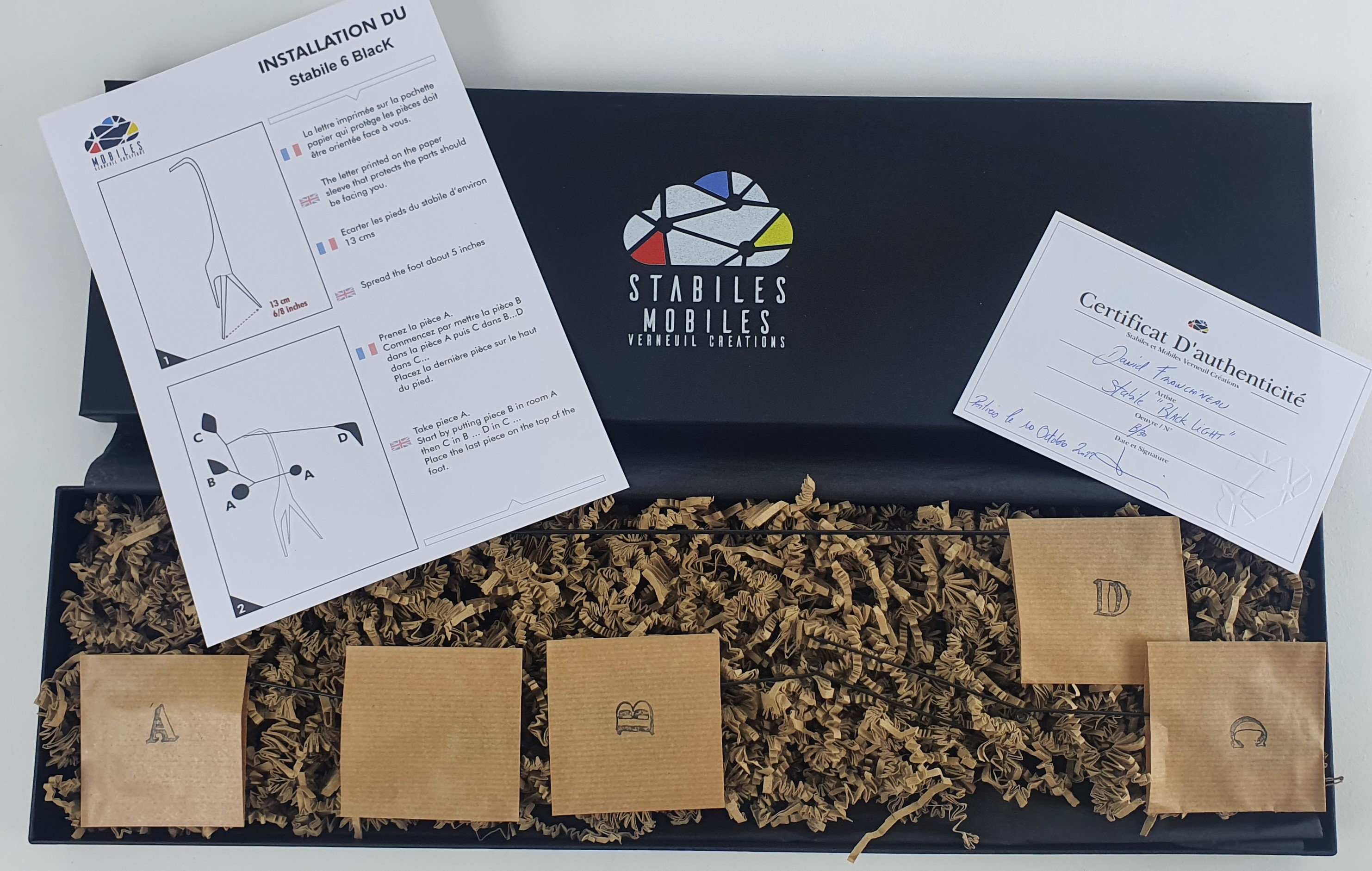 STABILE Standing Mobile Verneuil Créations Black Handmade in