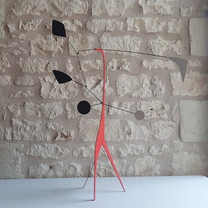 STABILE Red Comet Standing Mobile Outdoor Garden Verneuil Handmade in France Sculpture mid Century Steel Limited Edition Numbered image 7