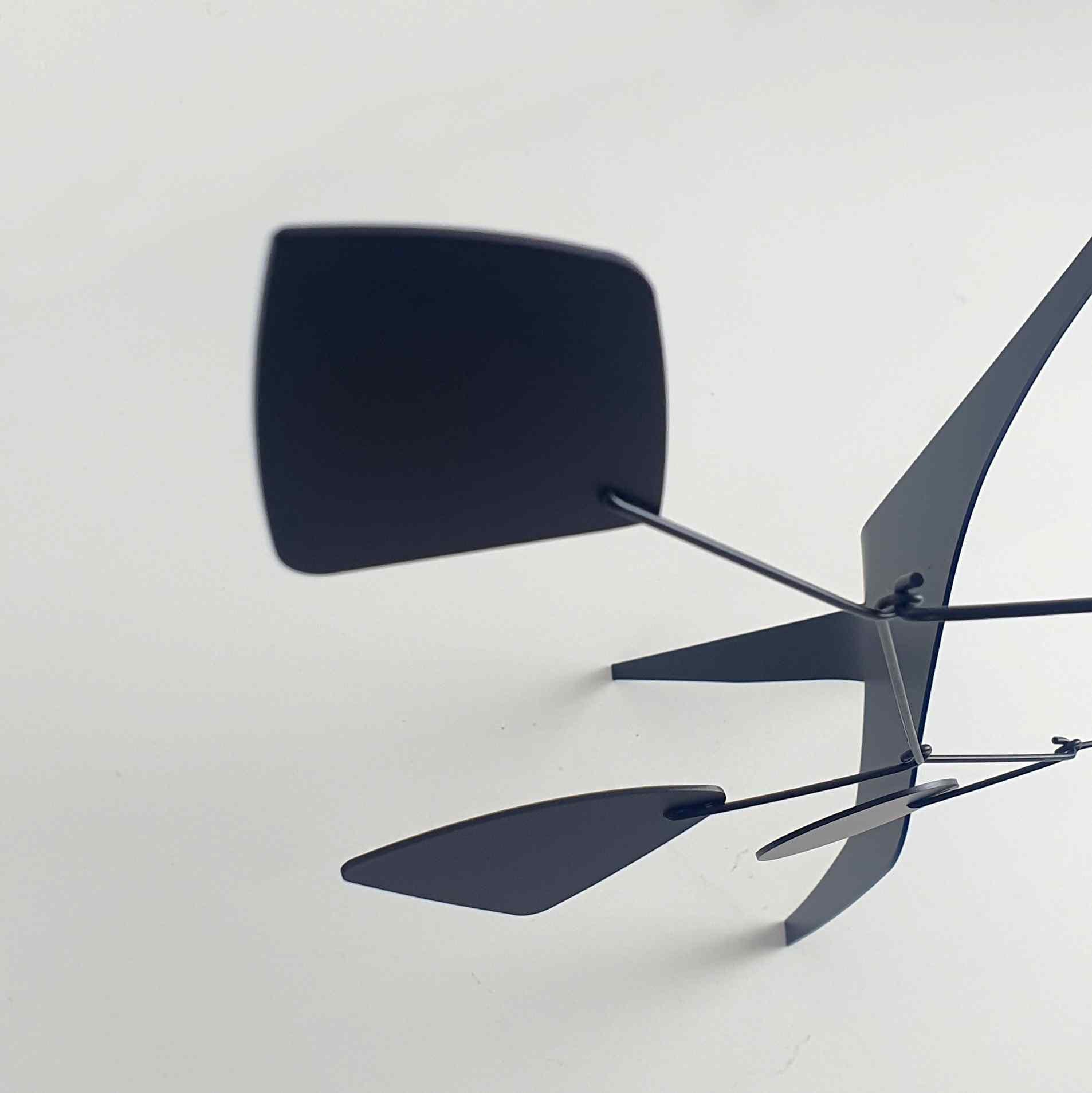 STABILE Standing Mobile Verneuil Créations Black Handmade in