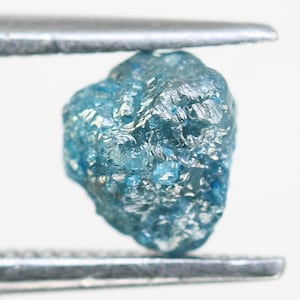 0.97 CT Uncut Blue Rough Diamond For Engagement RingFor Gold Ring Diamonds