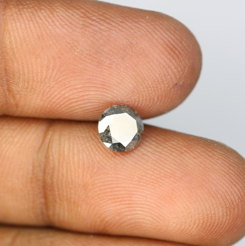 1.06 CT Natural Round Brilliant Cut Salt and Pepper Diamond for Engagement Ring