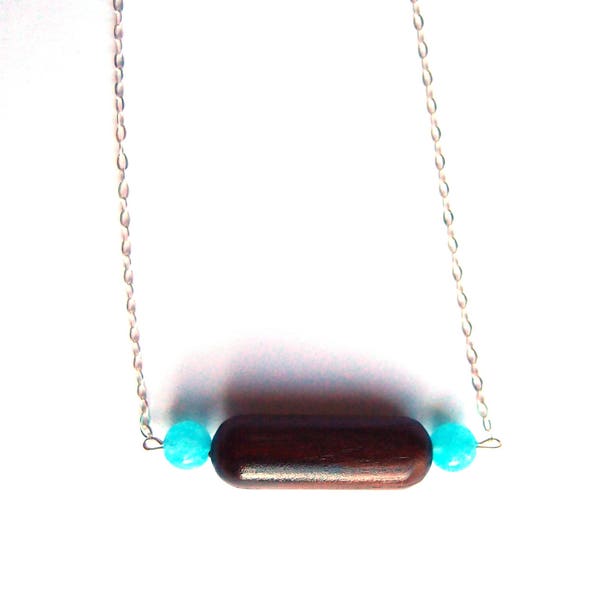 Collier argent massif, perles rondes aigue-marine bleu clair et perle allongée en matériau naturel bois couleur chocolat