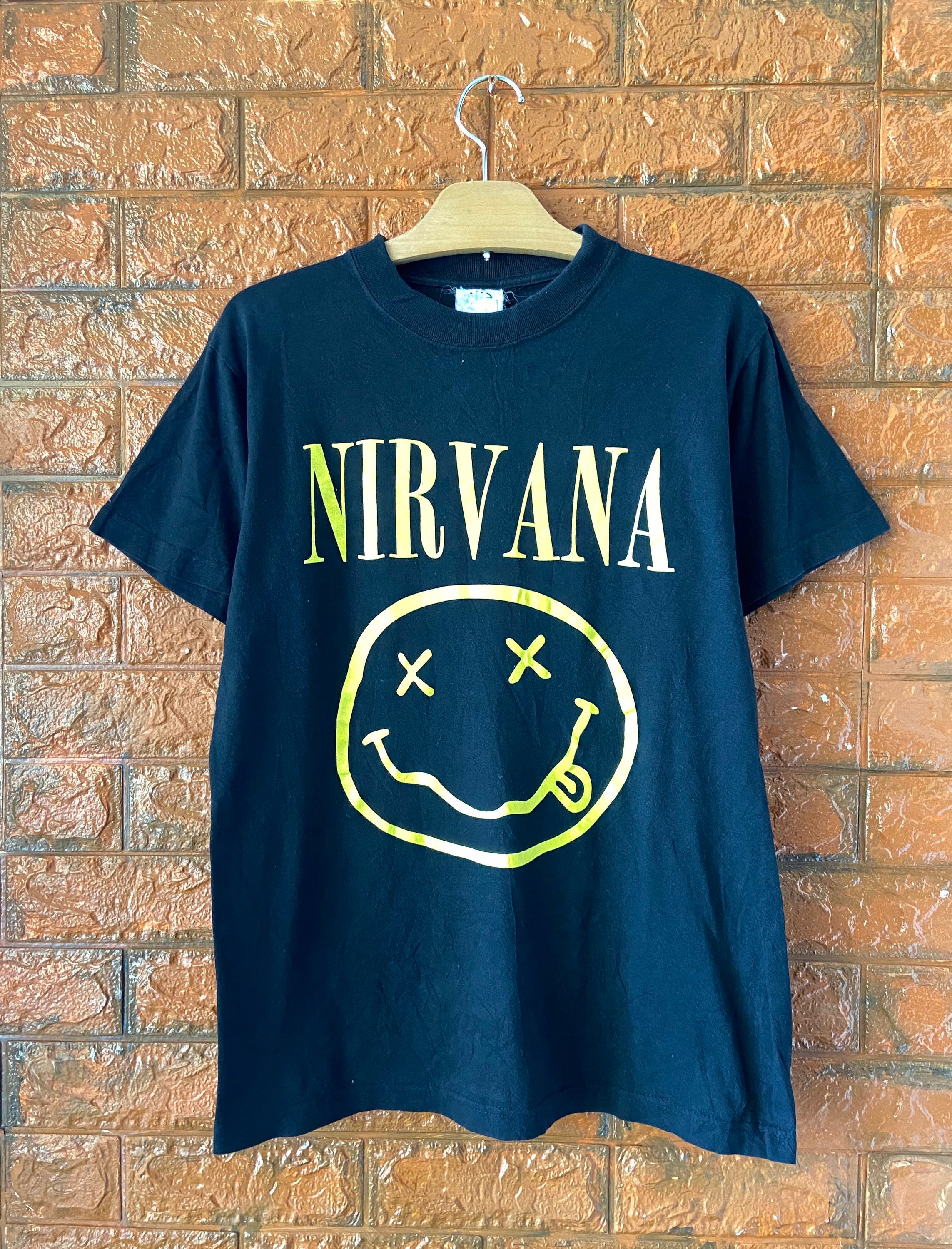 Vintage 90s Nirvana Nevermind smiley 1992 Europe - Etsy Canada