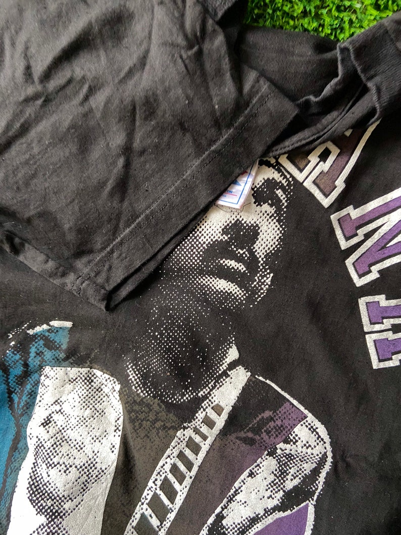 Vintage 90s Santana Legendary Guitarist Tour Promo Raptee Style T Shirt Rock Legend Vintage Tour T Shirt Vintage band T Shirt Size L