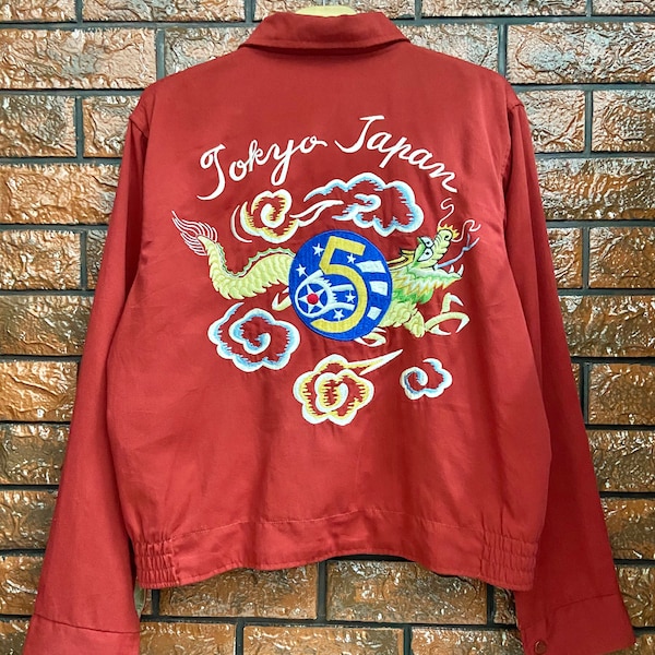 Vintage 50s Rayon Sukajan Tailor Toyo Ent Military Embroidered Vietnam War Souvenir Jacket / 50s Fashion / Vtg Sukajan Size M