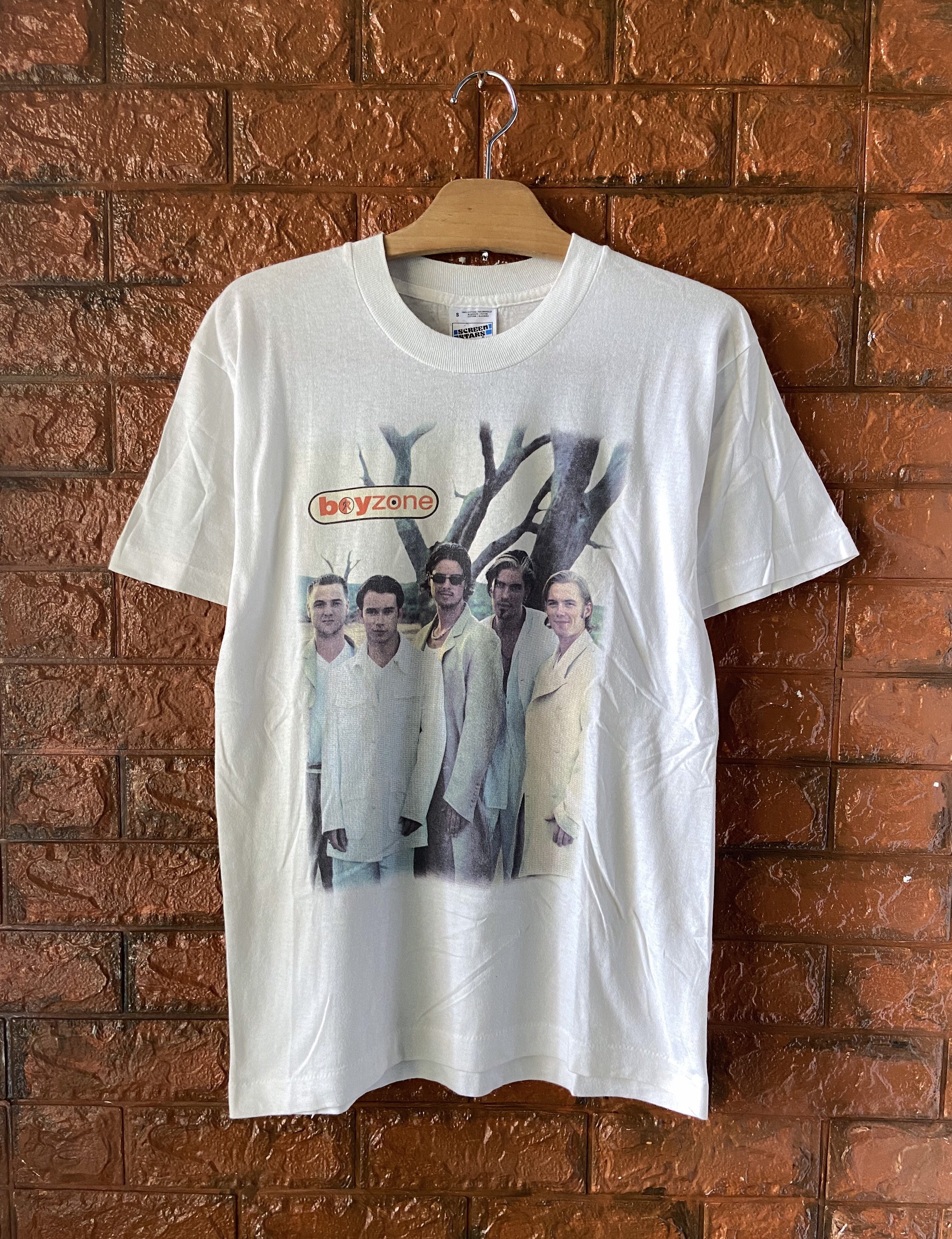 Iconic 90s T Shirt - Etsy